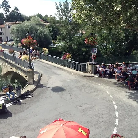 La Maison De La Riviere Bed & Breakfast 3*