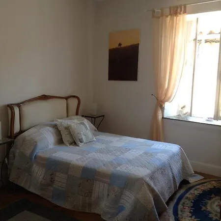 La Maison De La Riviere Bed & Breakfast Esperaza